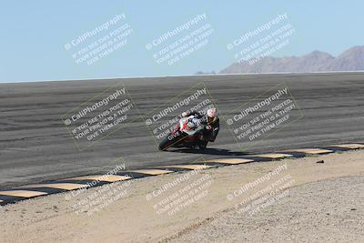 media/Oct-13-2025-Moto Forza (Mon) [[a66d839500]]/3-B Group/Session 2 (Bowl)/